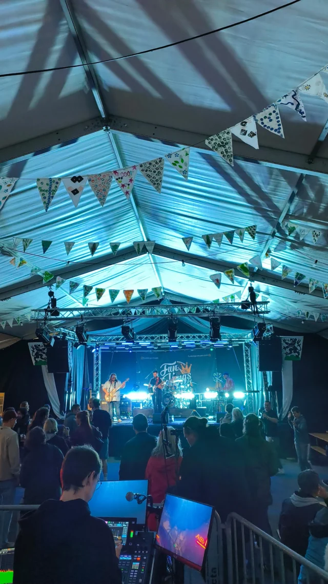 I’ve just had a wild weekend.🔥Huge thanks to everyone who showed up and showered us with applause. I’m looking forward to many more concerts and a big shoutout to my fellow musicians for the amazing and diverse performances!🤩@funkings_music @domi_thalmann_official @thefairydusters #liveshows #handmademusic #fairydusters #domithalmannundband #mundart #funkings #funk #drummer